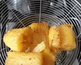 Foto langkah ke 4 dari resep Singkong Goreng empuk.