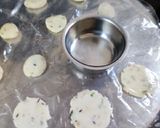 A picture of step 2 of Rice crackers.