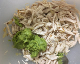 Foto del paso 2 de la receta: Arepa reina hecha en casa