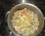 Foto del paso 1 de la receta: Pollo a la cacerola con verduras