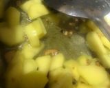 A picture of step 2 of Alu meethi.