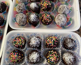 Foto del paso 5 de la receta: Trufas de bizcochuelo con chocolate