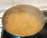 Foto del paso 1 de la receta: Espaguetti con ajo, guindilla y gambas