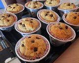 Foto langkah ke 5 dari resep Muffin pisang simple no mixer.