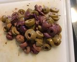 Une image de l'étape 8 de Cake au olives multicolores et chorizo noir.