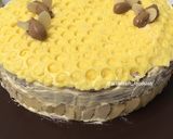 Foto langkah ke 6 dari resep Honeycomb Cake / Bolu Sarang Lebah.