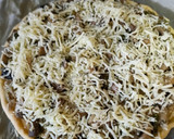 Foto del paso 4 de la receta: Pizza de hojaldre de verduras y pollo asado