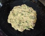 A picture of step 5 of Besan ka chilla.