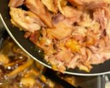Hình bước làm 2 của món Chicken Mushrooms