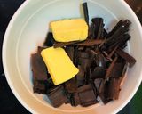 Hình bước làm 1 của món Solf Nama chocolate