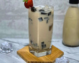 Foto langkah ke 6 dari resep Roasted Milk Tea With Grass Jelly.