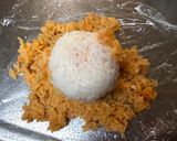 A picture of step 3 of Salmon Pink Spiral Onigiri Rice Ball 🍙.