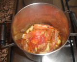 Foto del paso 2 de la receta: Paella de gambones con calamares frescos y ajos tiernos