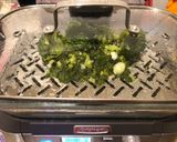 Foto del paso 1 de la receta: Fideos con vegetales y atún🍲🥦🐟