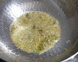 A picture of step 2 of Green peas ragda.