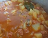 Foto del paso 8 de la receta: Patatas guisadas con champiñón y choriceta