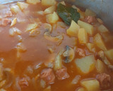 Foto del paso 8 de la receta: Patatas guisadas con champiñón y choriceta