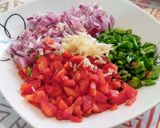 A picture of step 1 of Nachos with Meat.