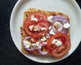A picture of step 3 of Cheese chilla sandwich.