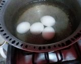 A picture of step 1 of Anda Aluu.
