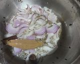 A picture of step 2 of Sweetcorn Pulao.