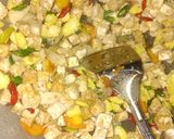 Foto langkah ke 2 dari resep Tumis Tempe Tauge.