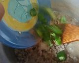A picture of step 4 of Green chilli Piyaz Qeema.