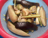 Foto del paso 9 de la receta: Cazuela de jureles al horno con alcachofas y berenjenas