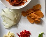 Foto langkah ke 1 dari resep Kimchi Jjiggae ala Drakor.