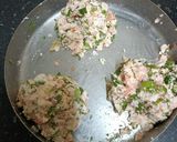 A picture of step 3 of Spinach And Tofu Paratha.