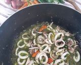 Foto langkah ke 6 dari resep Cumi Cabe Hijau.
