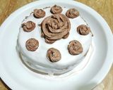 A picture of step 7 of Pound Cake with White frosting😍.
