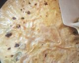 A picture of step 6 of Egg paratha.
