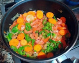 Foto del paso 4 de la receta: Cazuela de jureles negros con patatas al estragón y eneldo