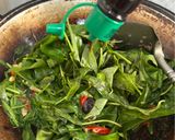 Foto langkah ke 3 dari resep Tumis Kangkung Belacan.