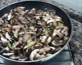 Foto del paso 2 de la receta: Tarta fina de portobellos champignon y brie