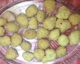 A picture of step 5 of Meethy Dahi Baray-Burns Road Style.