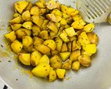 A picture of step 2 of Aloo Methi Sabji.