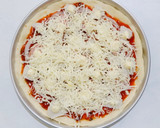 Foto langkah ke 8 dari resep Pizza homemade.