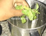 A picture of step 1 of Mint Slush.