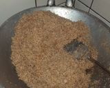 Foto langkah ke 3 dari resep Ambu Ambu kelapa gongseng.