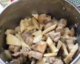 Hình bước làm 3 của món Thịt heo kho măng
