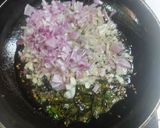 A picture of step 1 of Mix vegetable Red poha.