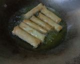 Gambar langkah 3 resipi Popia goreng sira sambal.