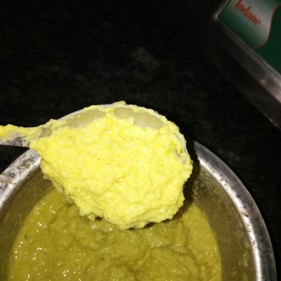 Aql bovar qilmaydigan jinsiy aloqa Mia kosmetikasi