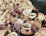 Foto del paso 2 de la receta: Arroz con calamar y verduras