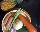 Hình bước làm 1 của món Cơm rang dứa