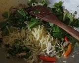Foto langkah ke 5 dari resep Mie Kuah.