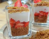 Une image de l'étape 4 de 🫜Verrine fraise spéculoos skyr.