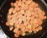 Foto del paso 7 de la receta: Guiso de pollo y tirabeques con setas